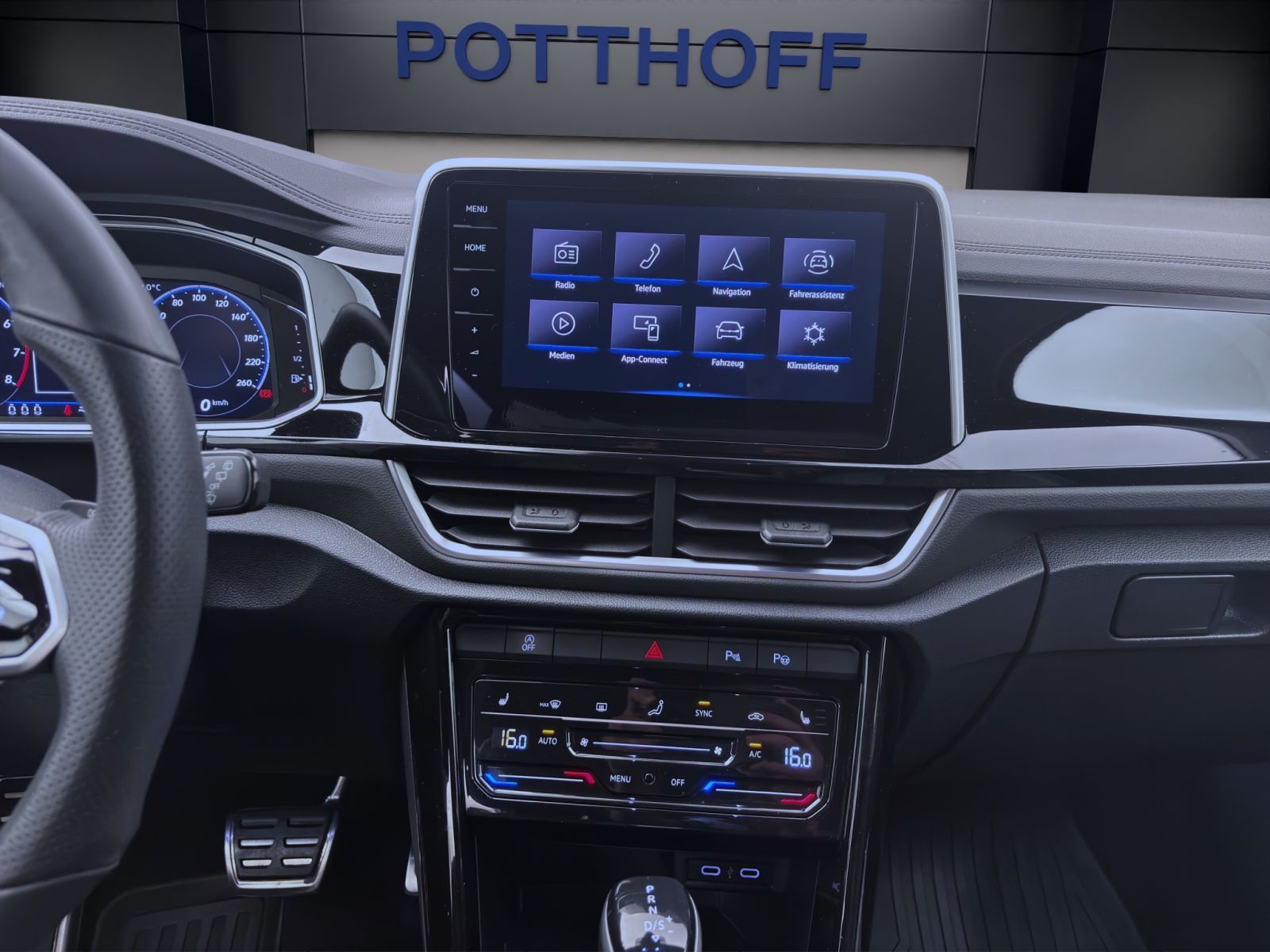 Volkswagen T-Roc - Bild 15