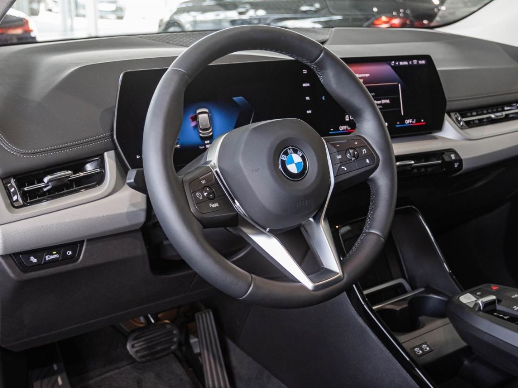 BMW 218 - Bild 9