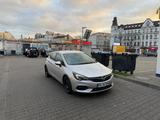 Opel Astra 1.5 Diesel 77kW Business Elegance Busi... - Opel Astra mit Diesel-Antrieb: Limousine, 1.7