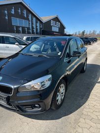 BMW 218 - 1