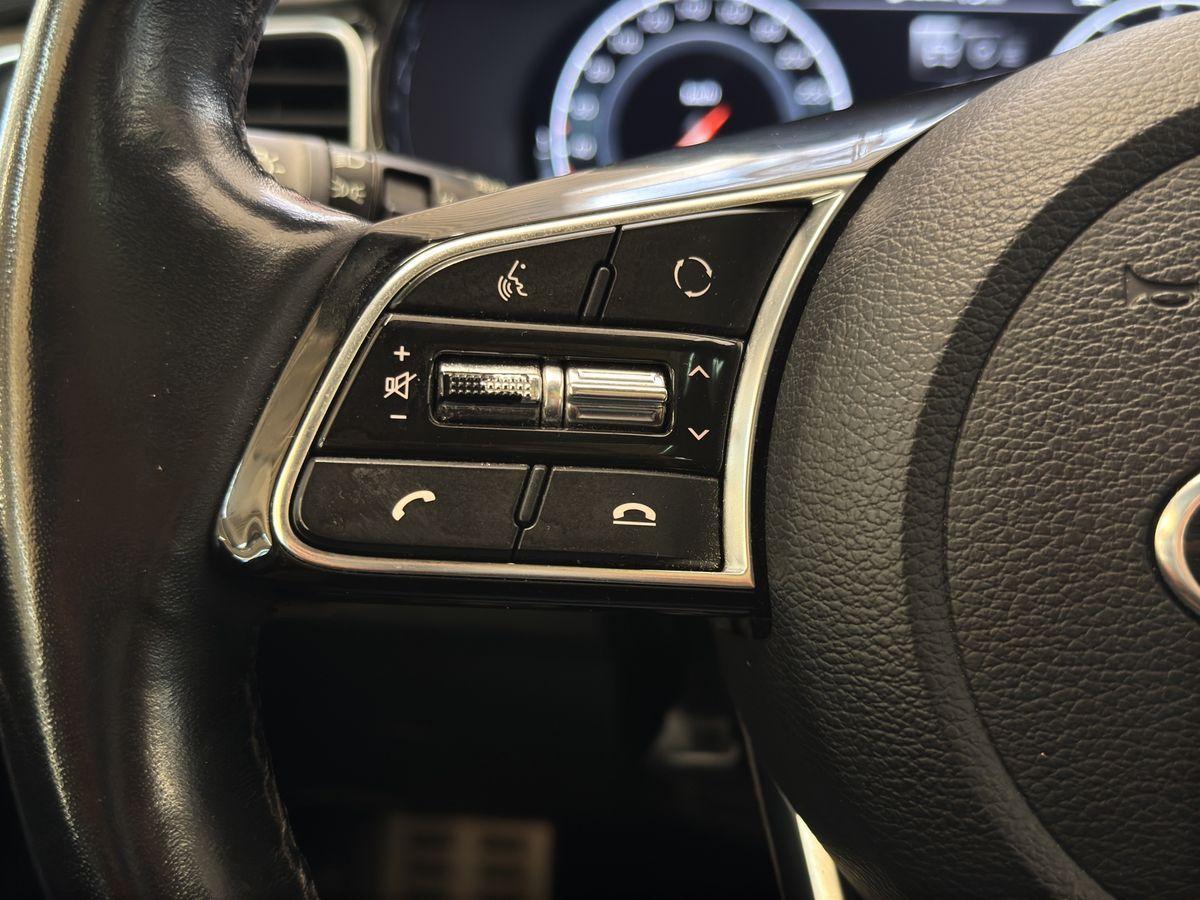 Kia XCEED 1.4T PLATINUM PANO-DACH+NAVI+LEDER+KAMERA+