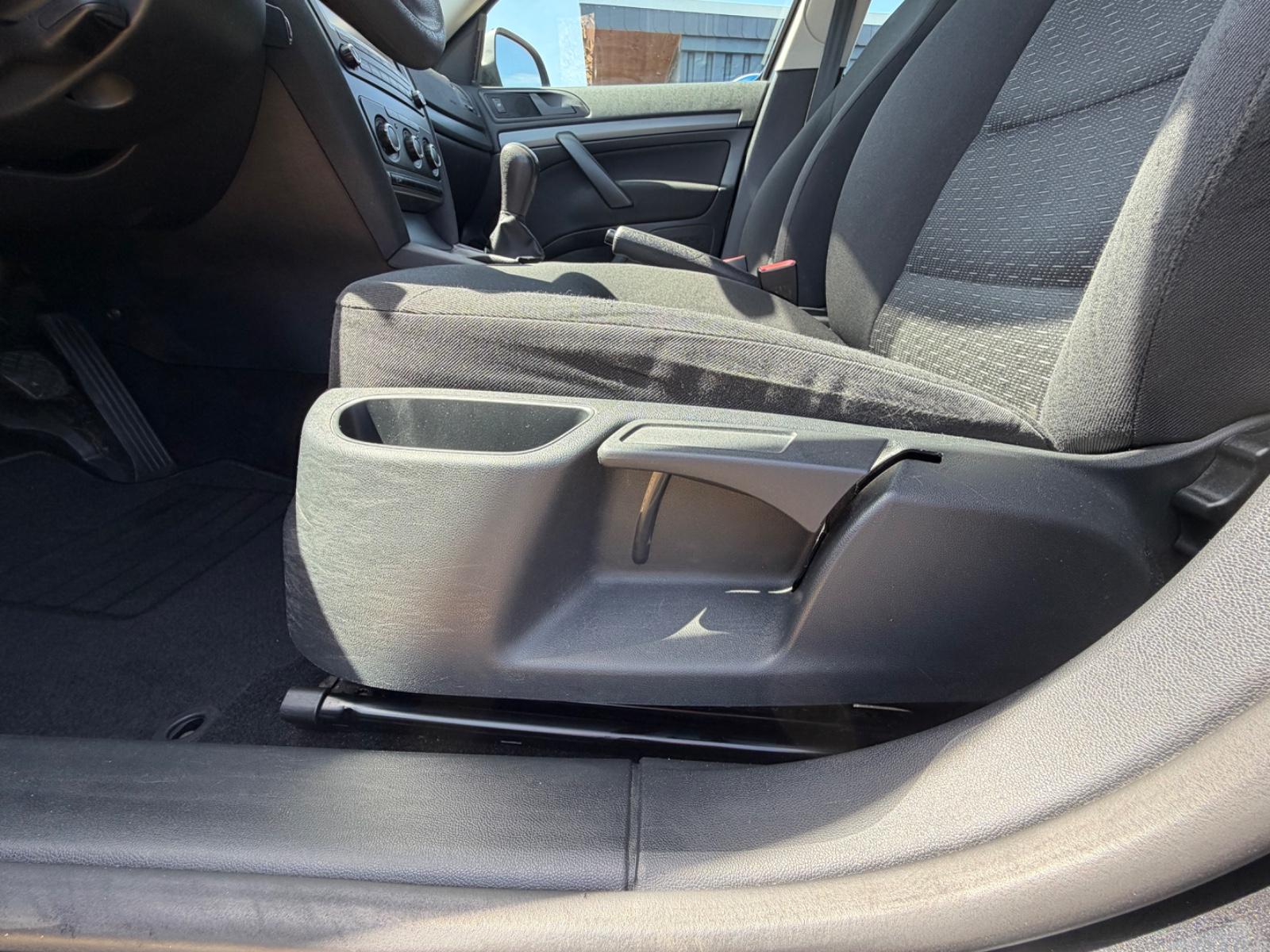 Skoda Octavia 2011 — photo 28