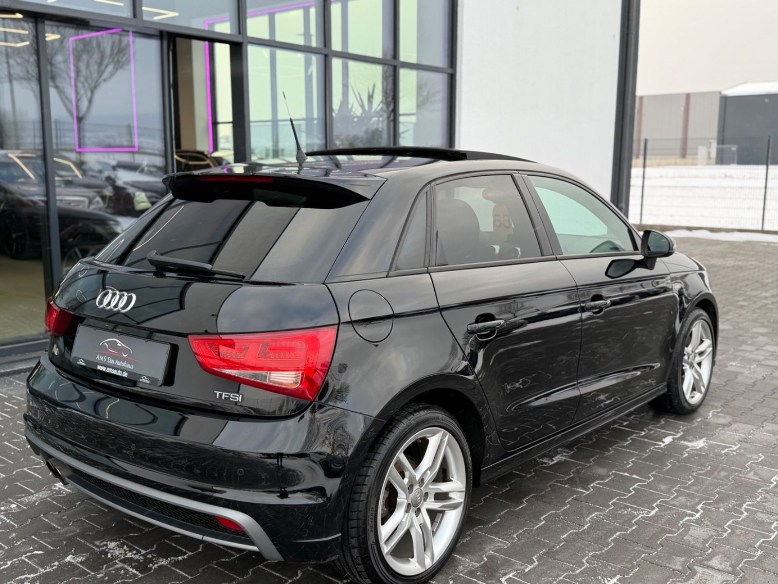A1 Sportback 1.4 TSI S-Tronic S Line  Navi Pano