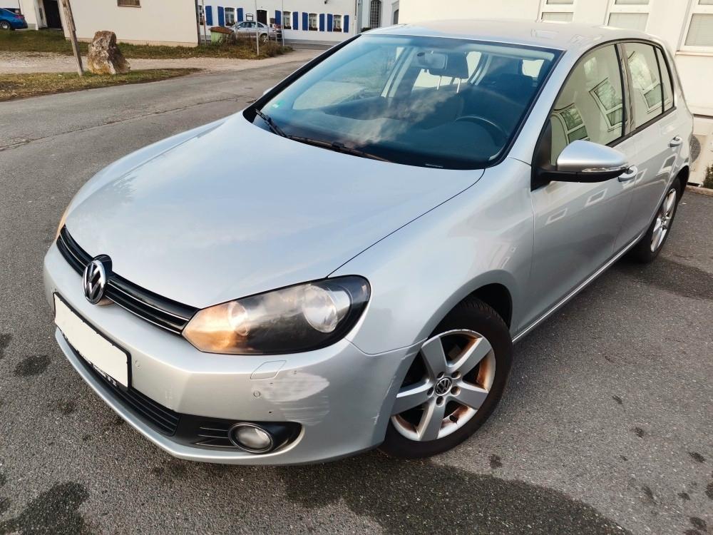 Volkswagen +Golf+Comfortline+Klima+SHZ+PDC