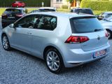 Volkswagen Golf 1.4T 125PS Highline*Automatik*Xenon*Teilled - aus 2015 mit Benzin-Antrieb: Kleinwagen