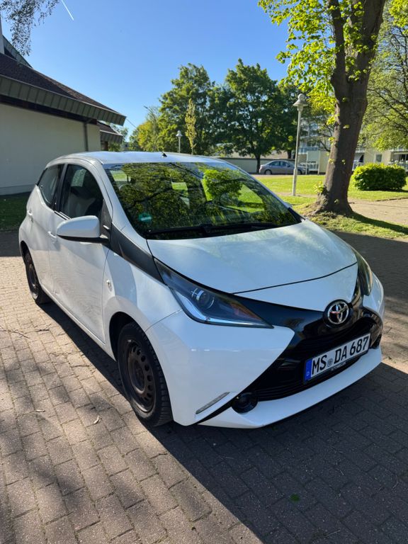 Toyota Aygo (X)