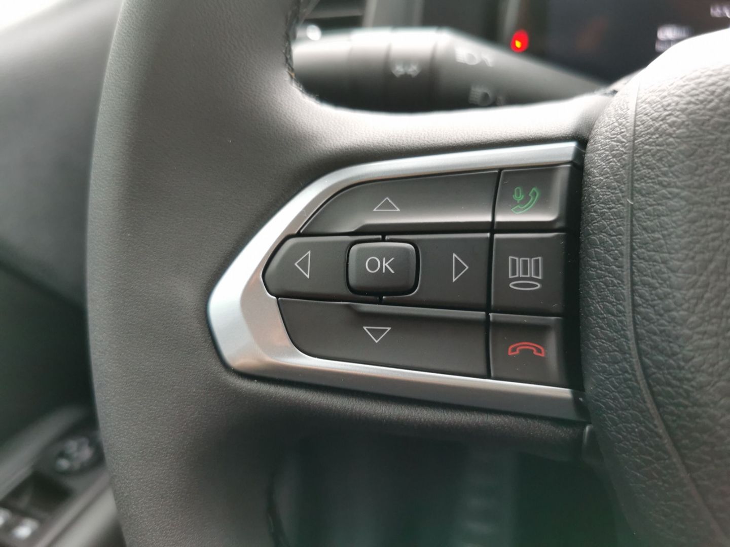 Fahrzeugabbildung Jeep Renegade Altitude Navi digi. Cockpit LED CarPlay