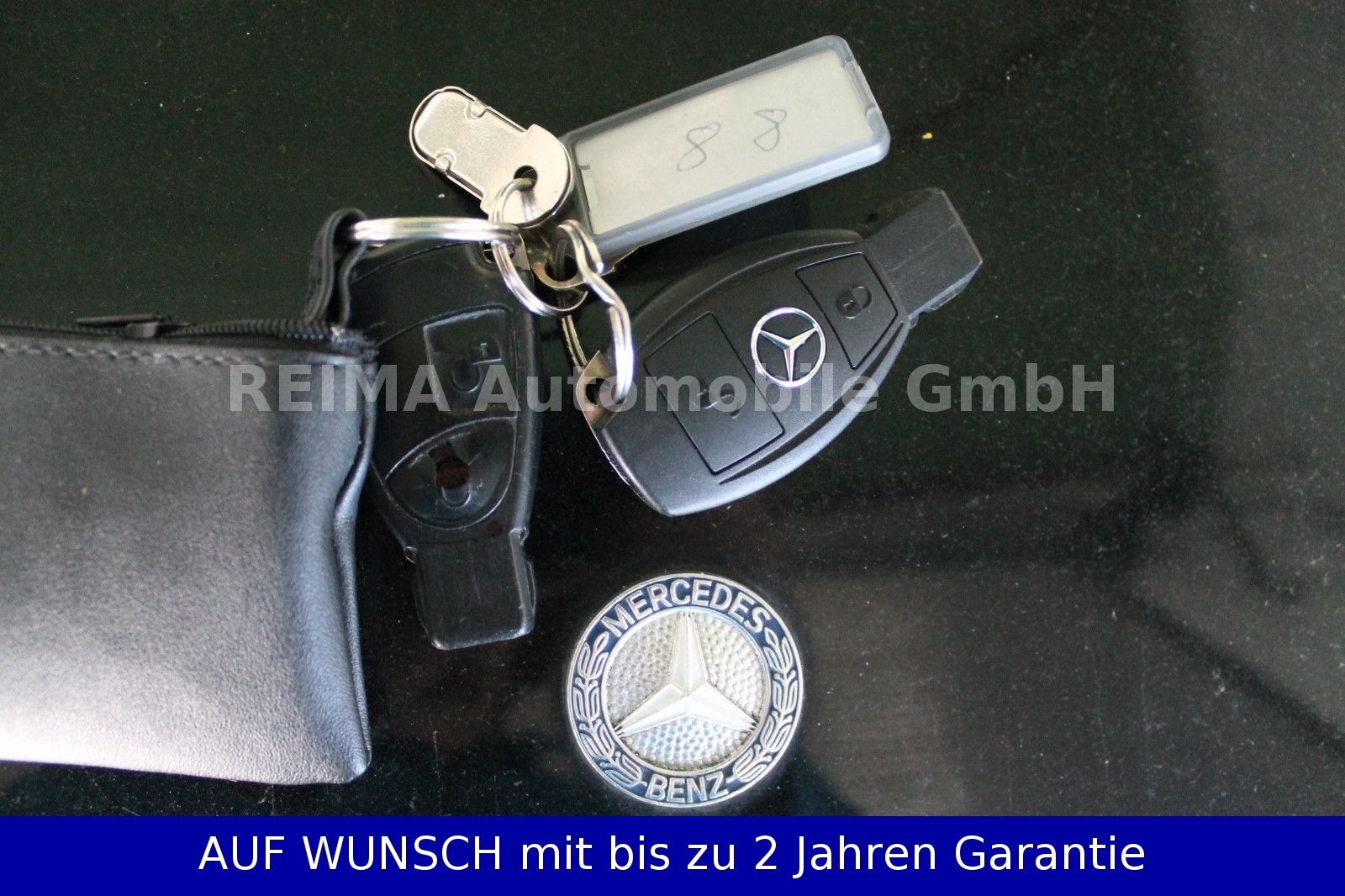 Fahrzeugabbildung Mercedes-Benz G 400 CDI AWD, Schiebedach, Navi, Leder