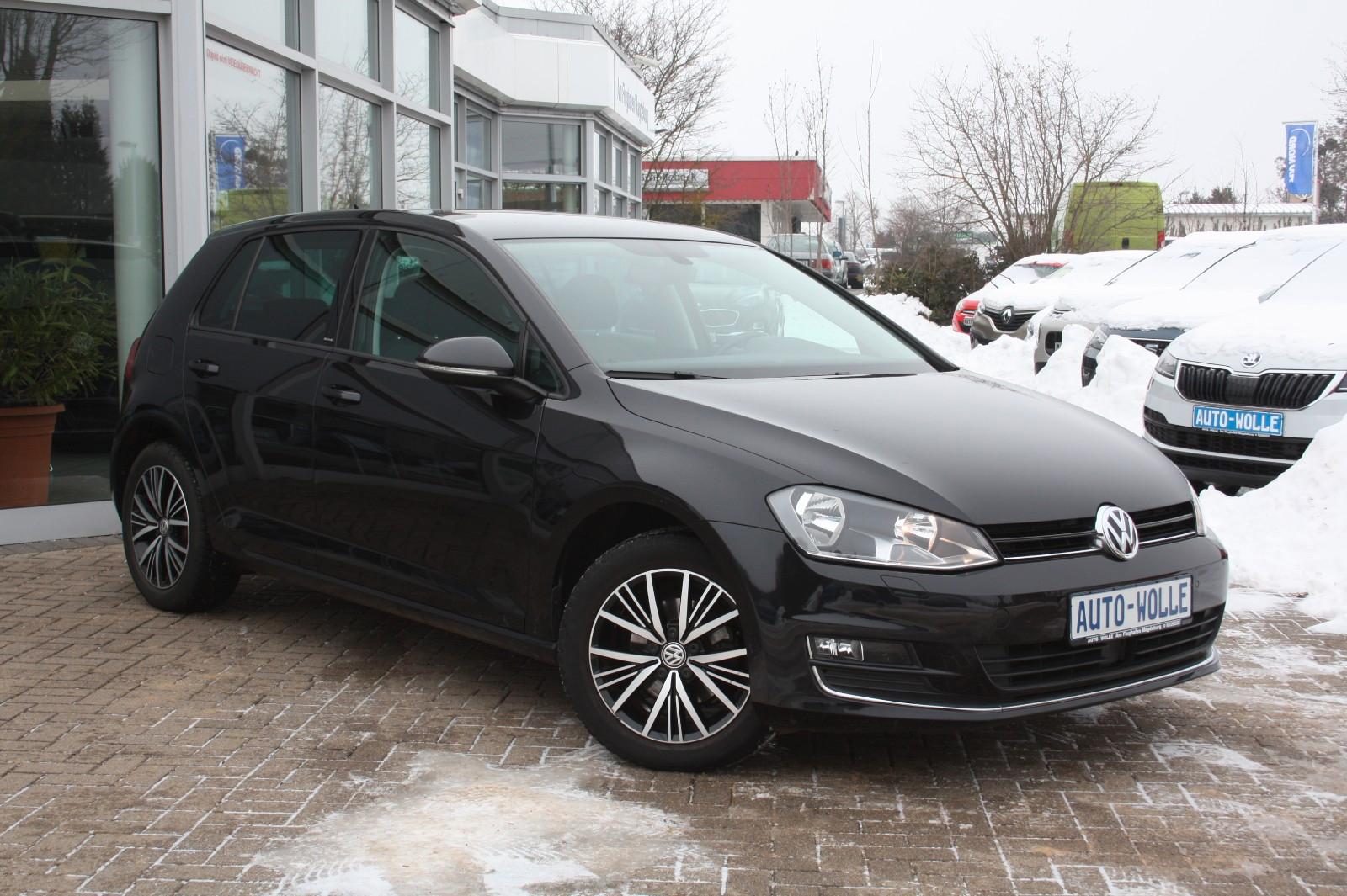 Volkswagen Golf VII 1.2 TSI DSG KAMERA NAVI AHK STAND-HZG