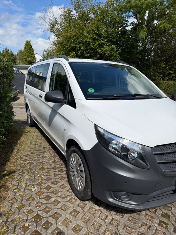 Image of Mercedes-Benz Vito