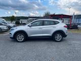 Hyundai Tucson blue Classic 2WD/NAVI/KAMERA /NEU TÜV - Hyundai TUCSON: Classic