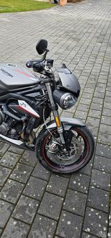 Triumph Street Triple RS Bj 2017 - TRIUMPH MOTORRAD