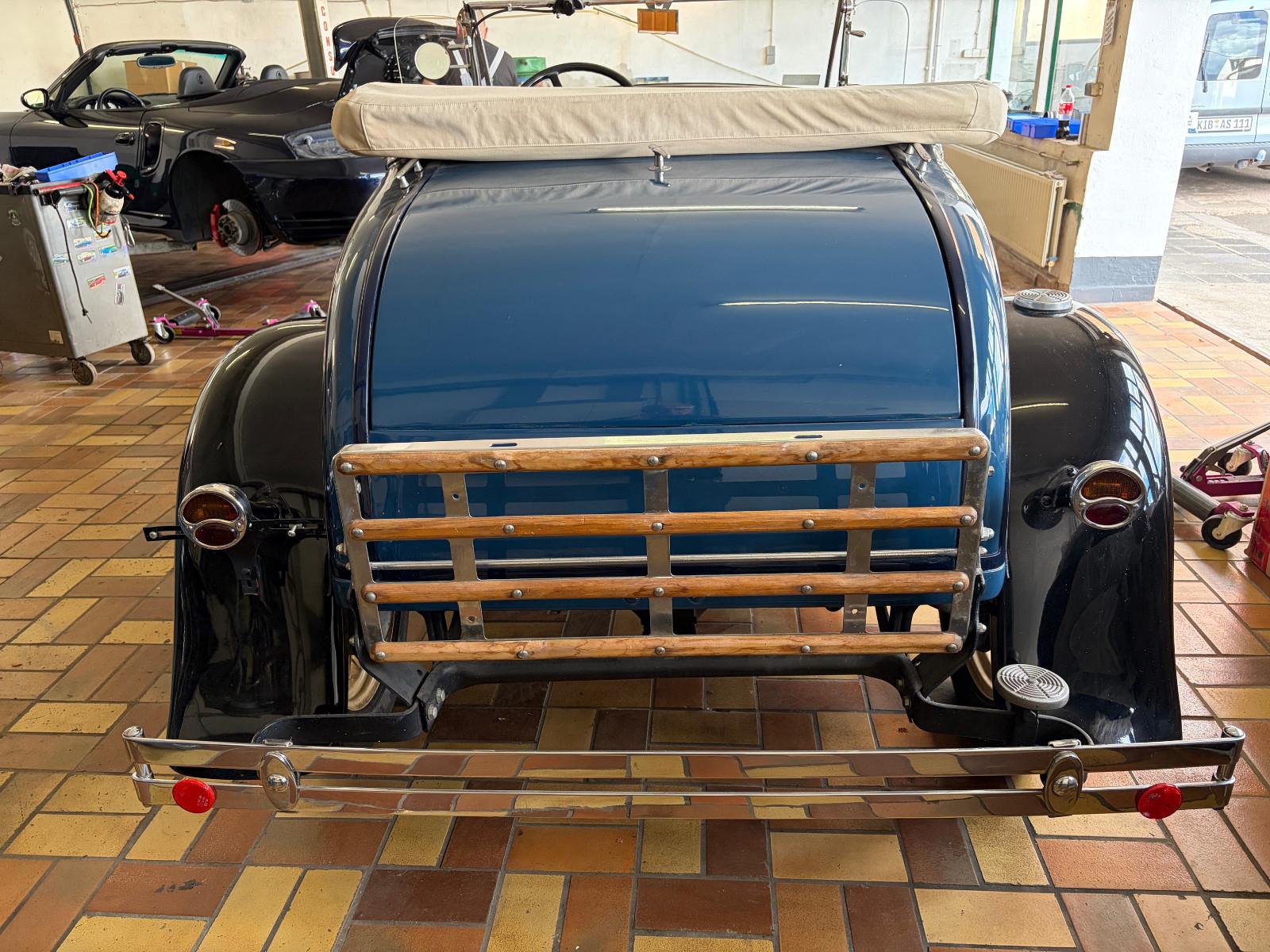 Ford MODEL A Roadster