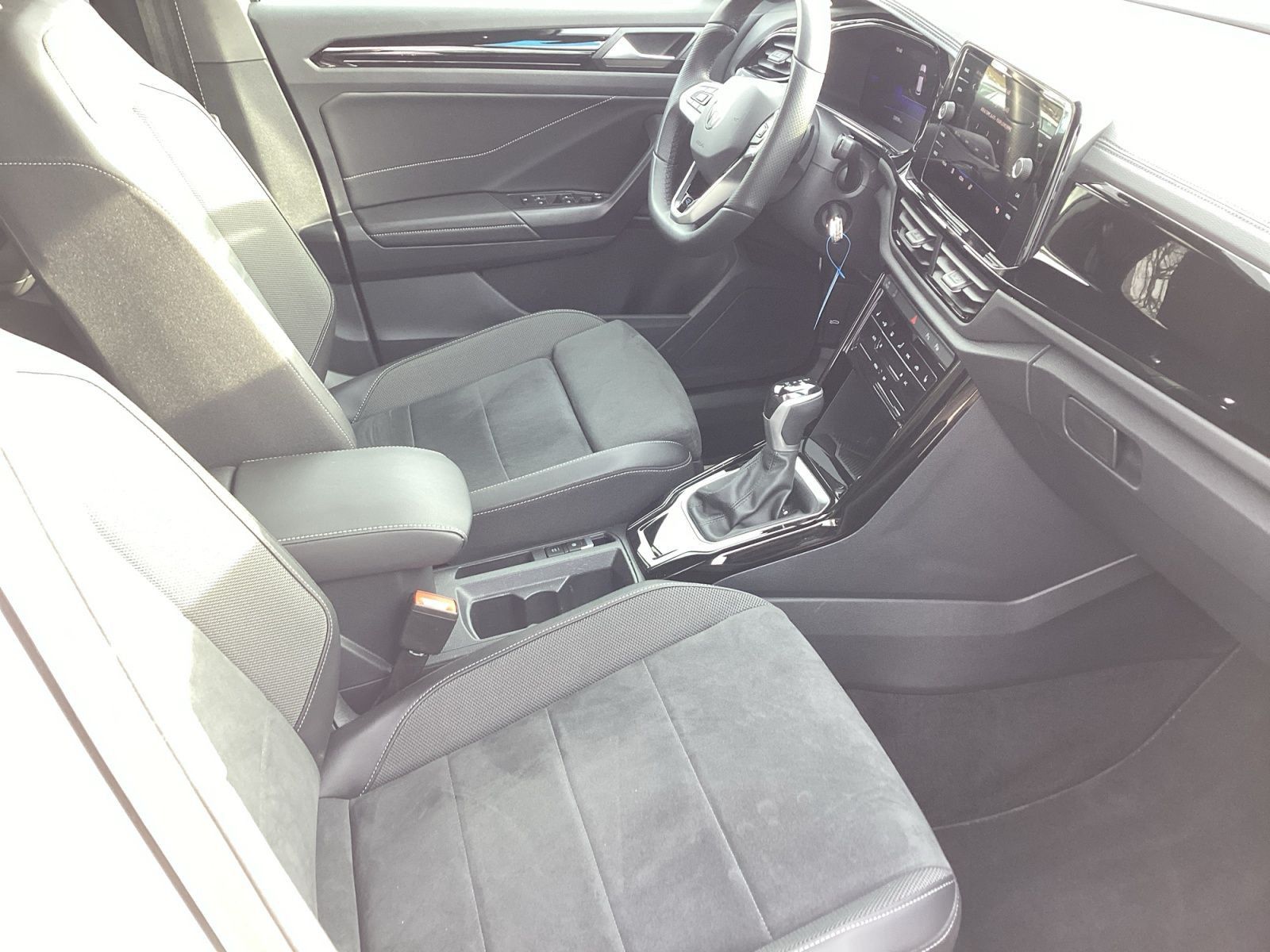 Volkswagen T-Roc - Bild 13