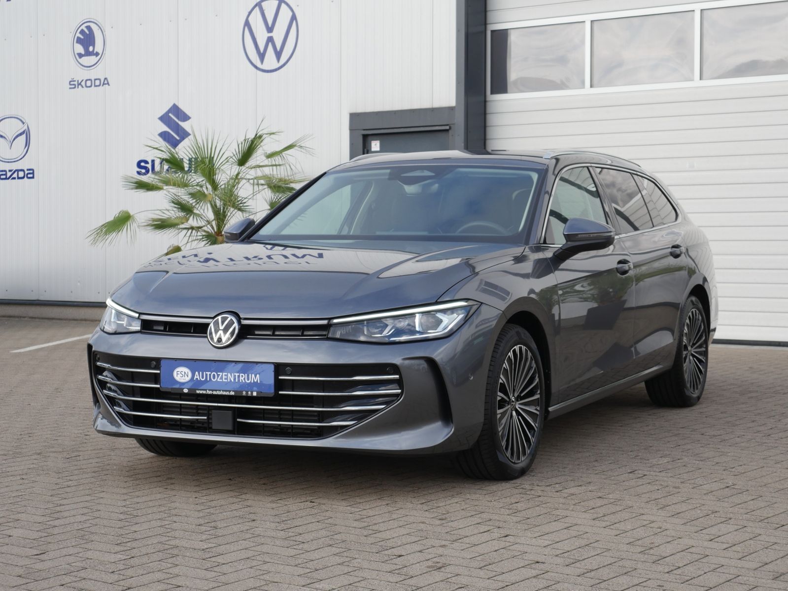 Volkswagen Passat Variant Elegance  2.0 TDI DSG AHK SHZ RFK imagem 2