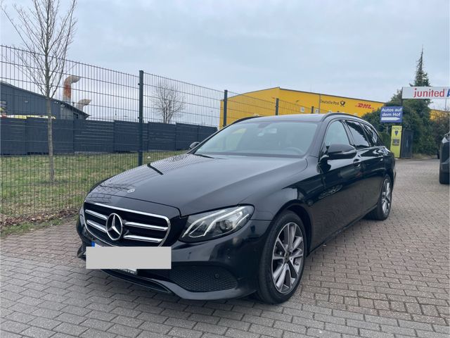 Mercedes-Benz E 220 E -Klasse T-Modell E 220 d