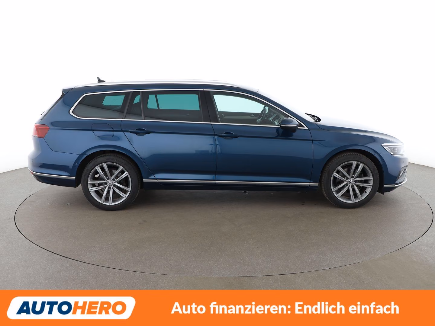 Volkswagen Passat 2.0 TSI Elegance Aut.*NAVI*PDC*SHZ*