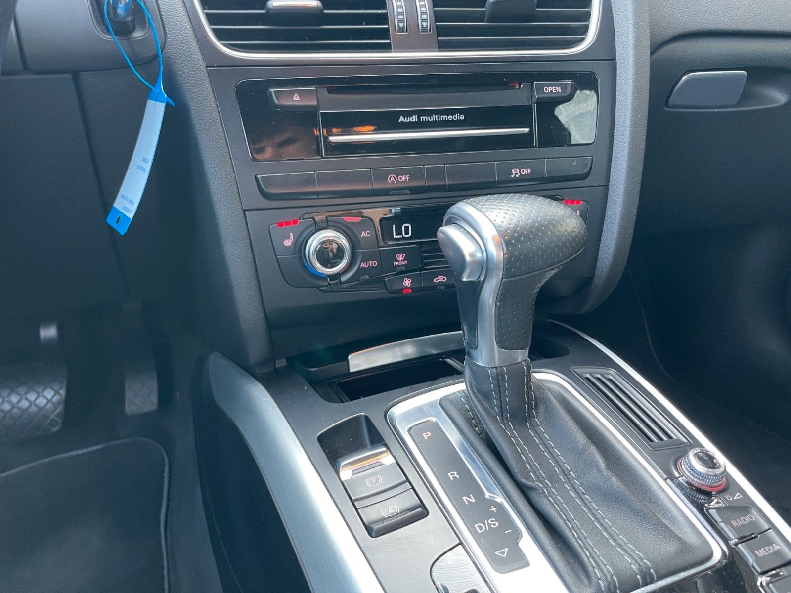 Fahrzeugabbildung Audi A4 Avant 2.0 TDI *S-line*Tempomat*Teilleder*Navi