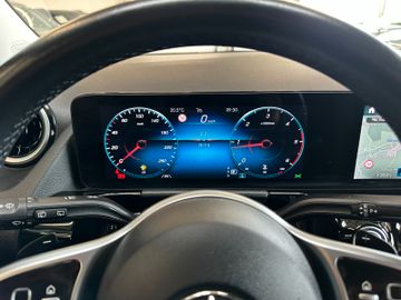 Mercedes-Benz GLA 220 d 4Matic *LED*AHK*Keyless*