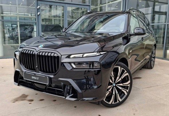 Image of BMW X7