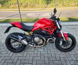 Ducati MONSTER 821 + HELM - DUCATI MONSTER 821