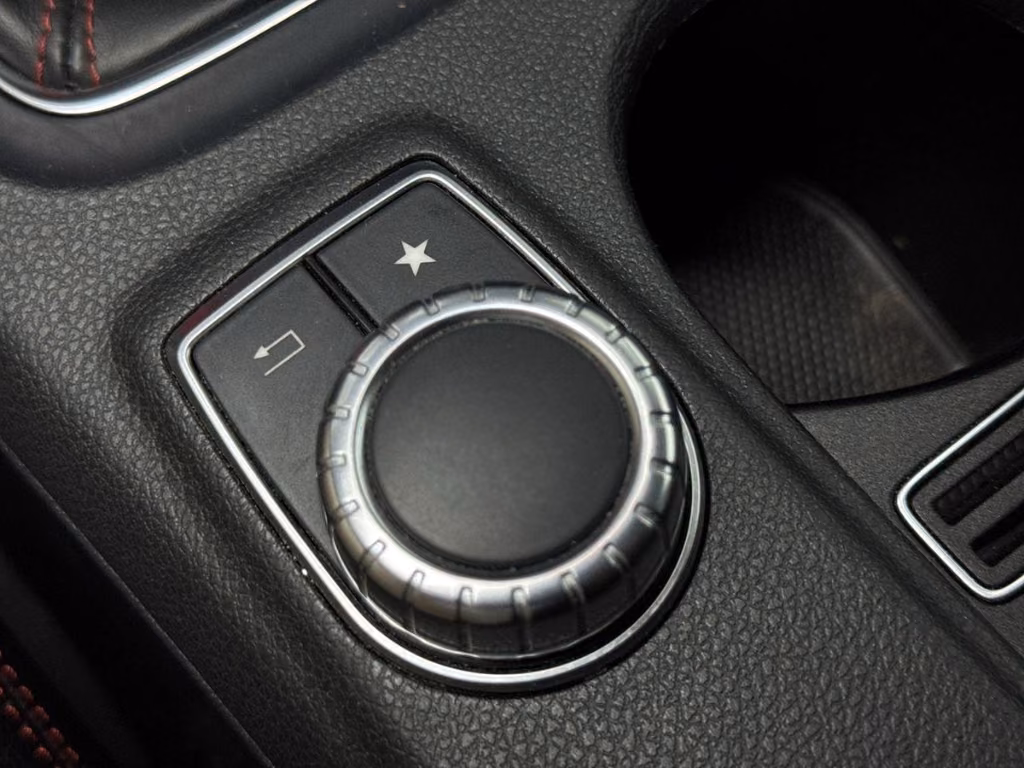 Mercedes-Benz CLA 250 NightPaket AMG-Line Magno Lack