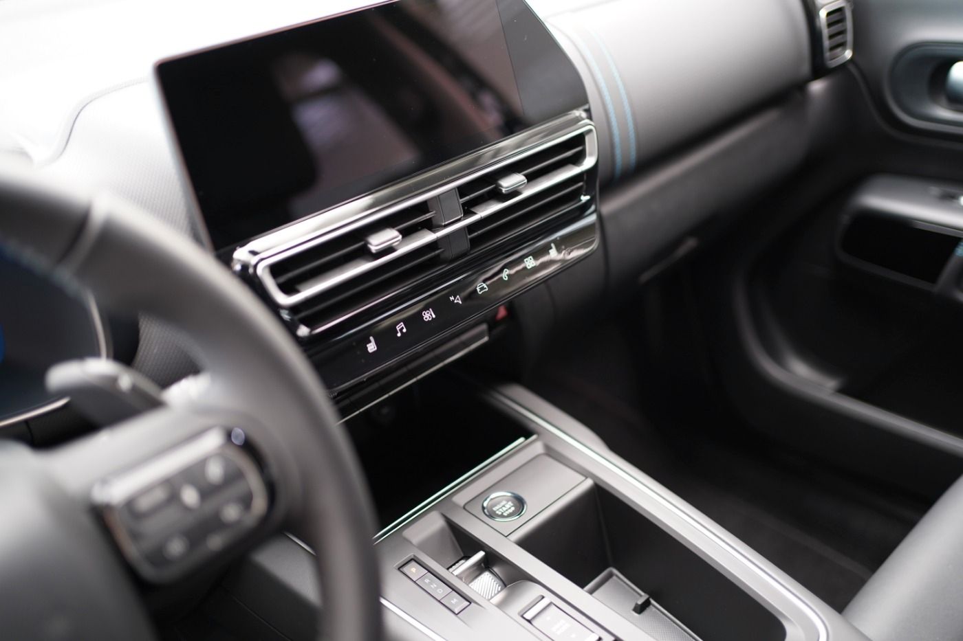 Fahrzeugabbildung Citroën C5 Aircross Hybrid 145 Max e-DCS6 Automatik Navi