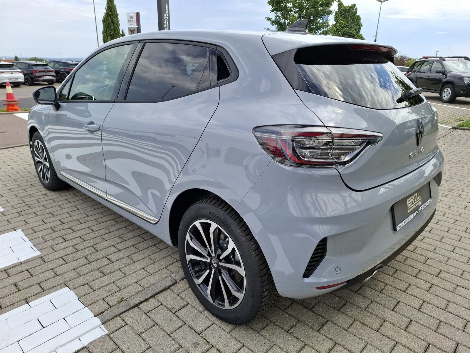 Renault Clio - Bild 8
