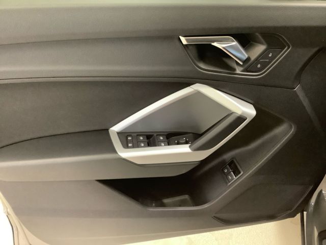 Q3 S line 45 TFSI e S tronic,Kamera,Navi Plus,Vi