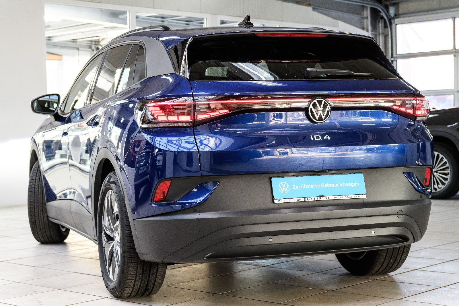 Fahrzeugabbildung Volkswagen ID.4 Pro IQ-LED+360°KAM+EASY-OPEN+NAV+ACC+WÄRMEP