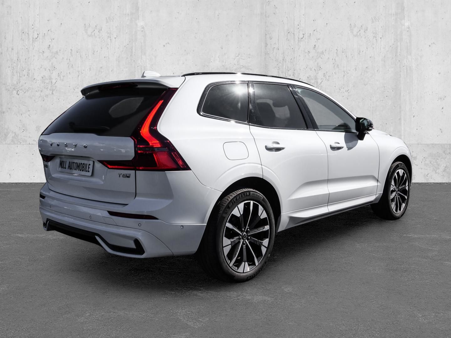 Volvo XC60 FACELIFT Ultra Dark Recharge Plug-In Hybrid imagem 2