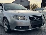 Audi A4 Cabriolet 2.0 TFSI |200PS| S line|NAVI| Autom - Audi A4 aus 2009: Line