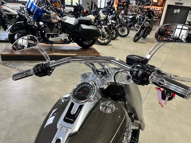 Fahrzeugabbildung Harley-Davidson FLFBS Fat Boy 114cui 260 Heckumbau Kess Tech