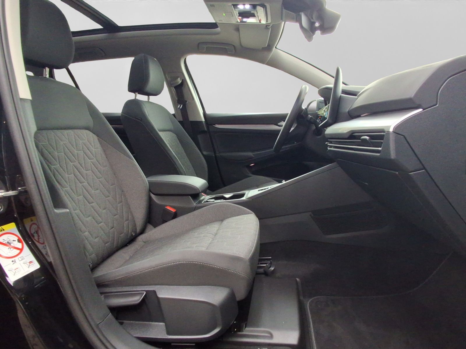 Volkswagen Golf Variant 1.5 eTSI DSG PANO IQ.LIGHT ASSIST foto 4