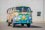 Volkswagen T2 Unikat der Hippizeit in Kalifornien - Volkswagen T2: Kleinbus