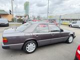 Mercedes-Benz 220E*GARANTIE*H-ZULASSUNG*AUTOMATIK*KLIMA*SCHIEB - Mercedes-Benz 220: A