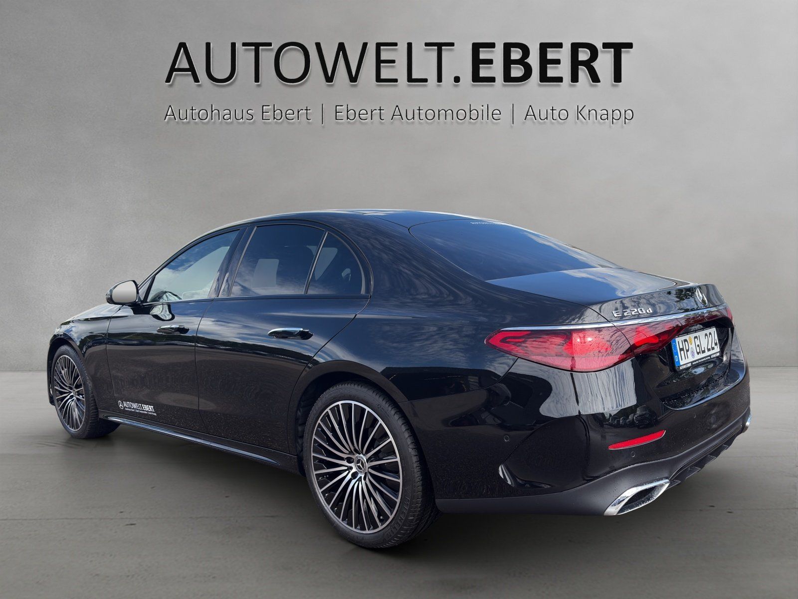 Fahrzeugabbildung Mercedes-Benz E 220 d 4M AMG 360° DISTRO PTS Burme DIGIT Pano