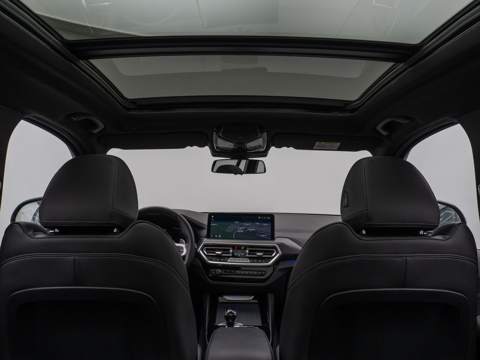 Fahrzeugabbildung BMW X3 xD20i M Sport Panorama 360°DAB HiFi Komfort