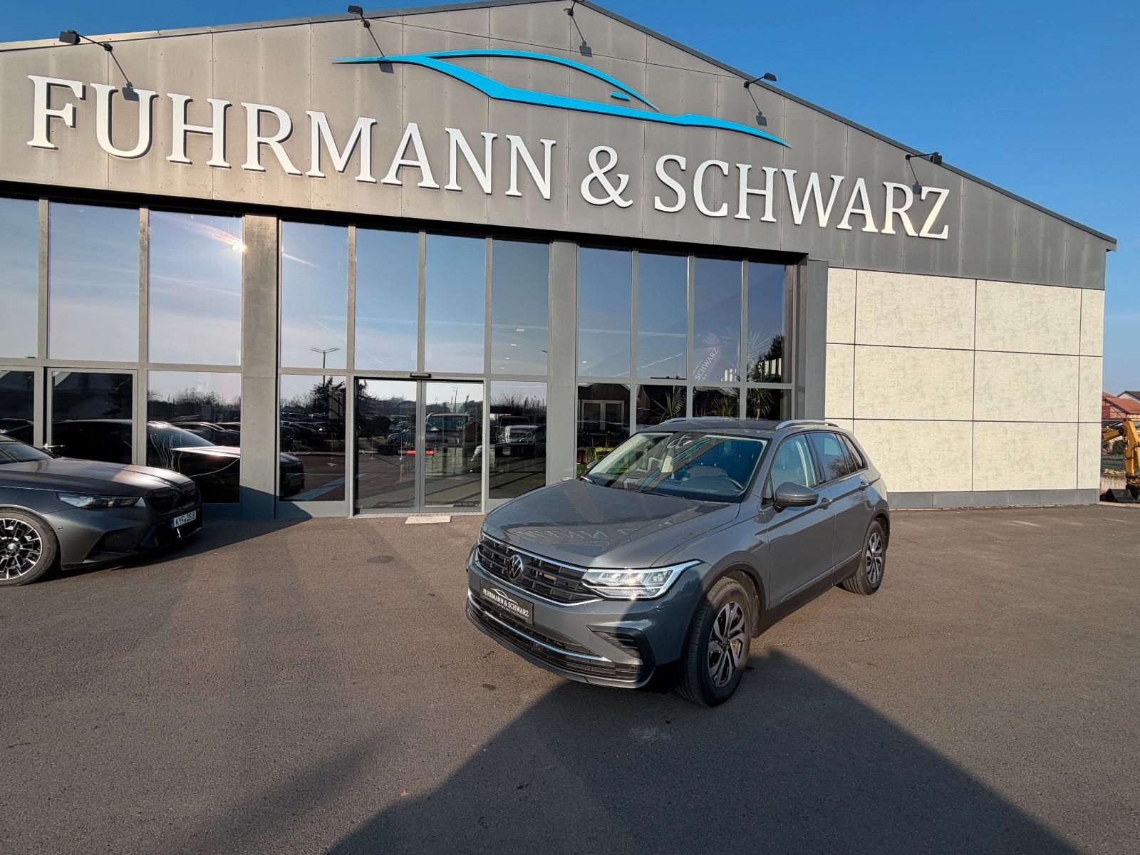 Volkswagen Tiguan2.0TDI Life+AHK+LED+NAVI+PDC+ACC