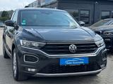 Volkswagen T-Roc 2.0 TDI Sport++Finanzierung++Garantie++ - 0 Prozent Finanzierung Angebote: Auto gebraucht