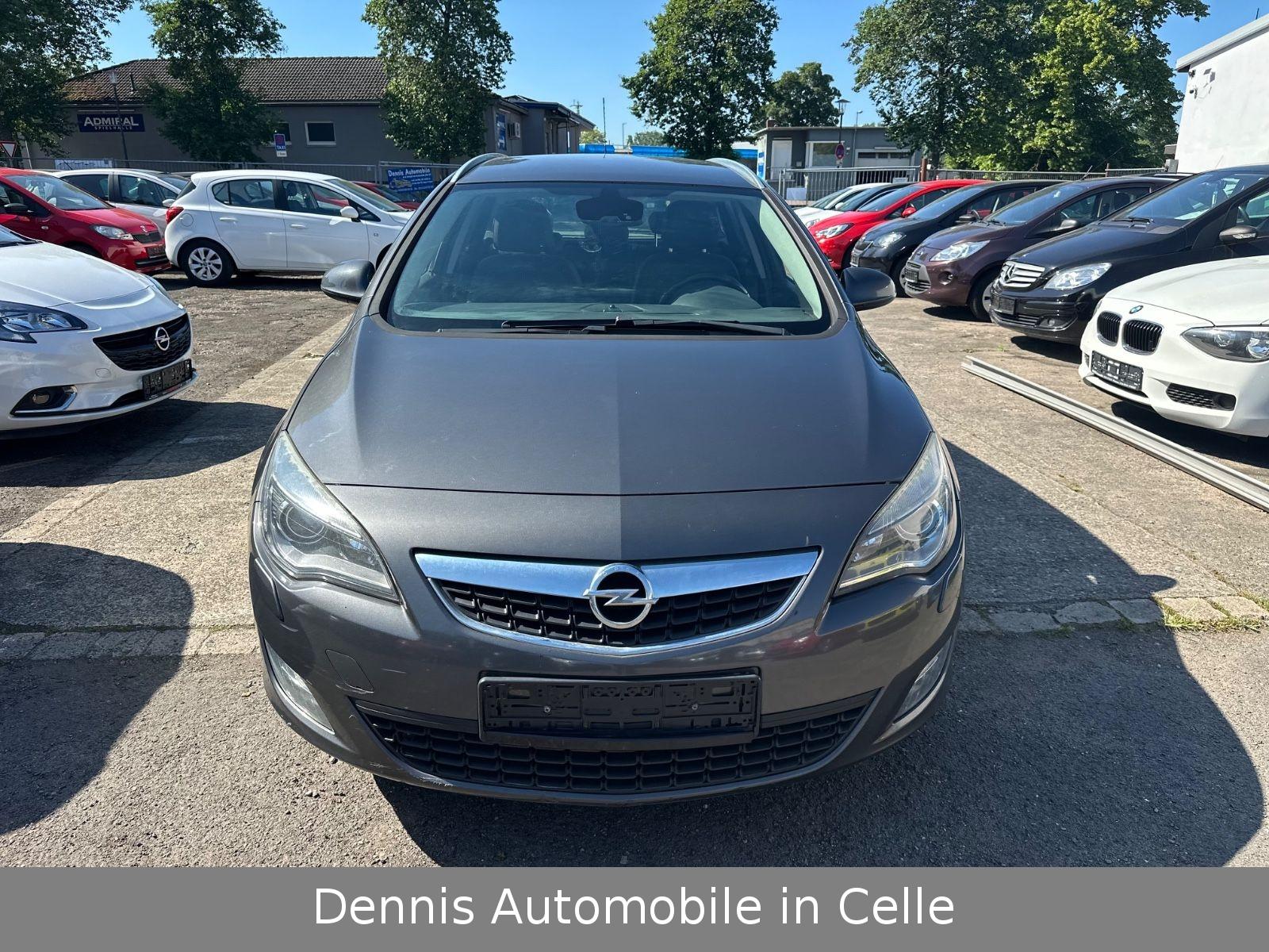 Opel Astra J Sports Tourer Innovation