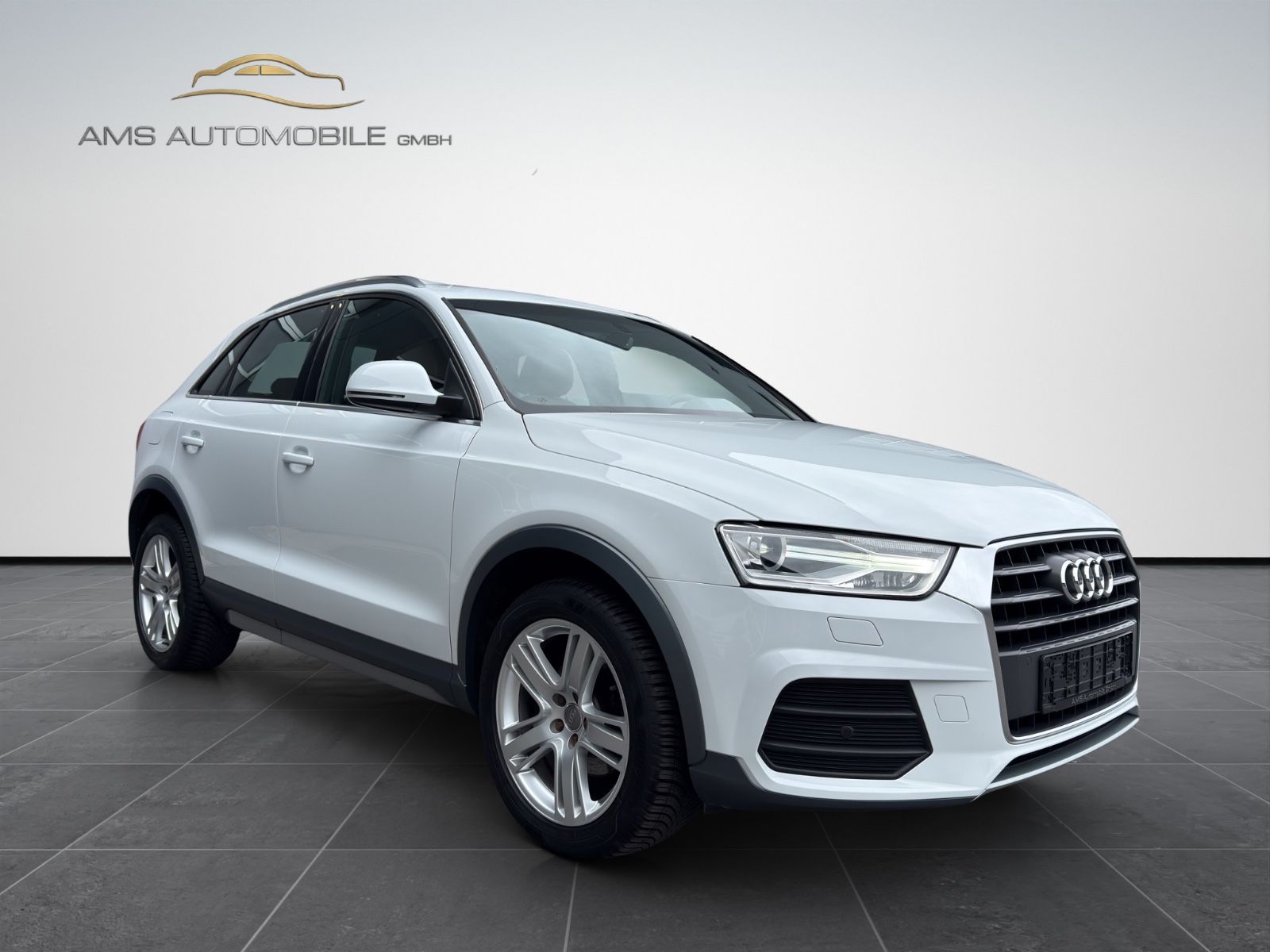 AUDI Q3 2.0TDI design*XENON*SITZHZ*KEYLESS*EXCLUSIVE*
