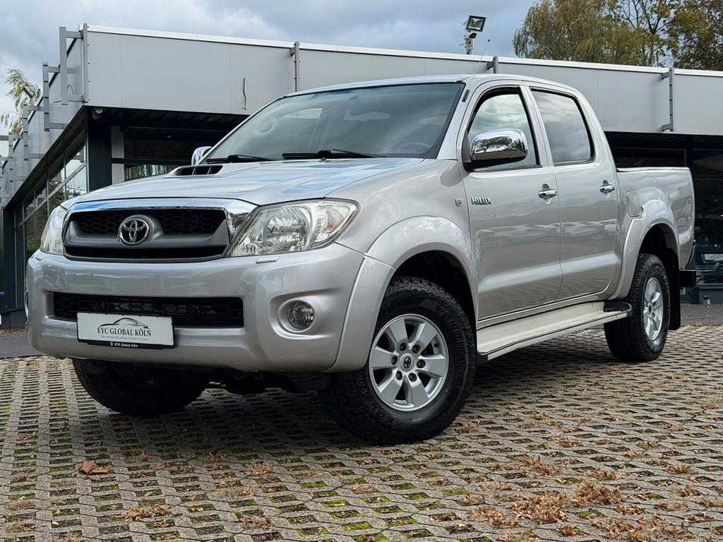 Toyota Hilux Double Cab Life 4x4,1.Hand,3.0-Ltr.171 pS,