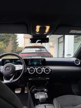 Mercedes-Benz A 250 e Advanced DCT Advanced - Mercedes-Benz A-Class: Advanced