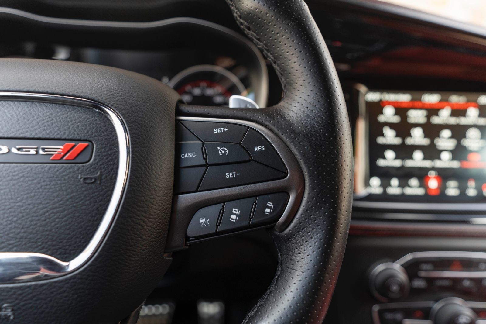 Fahrzeugabbildung Dodge Charger 6,4L SRT SCAT PACK H&K ACC CARPLAY TOTW