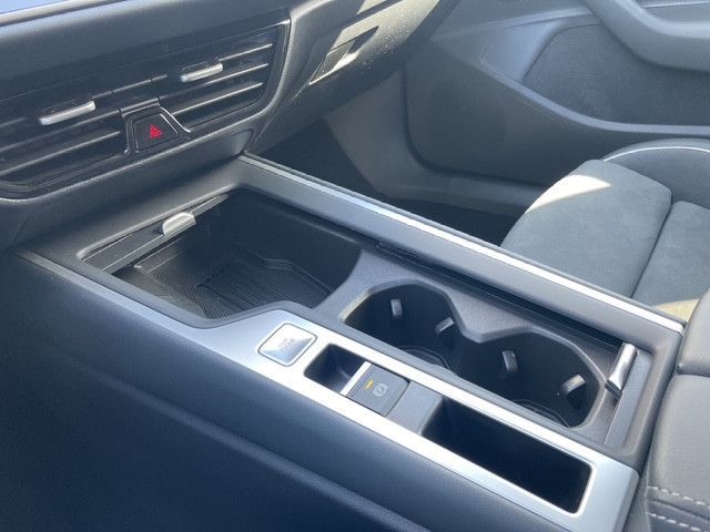 Volkswagen Passat Business DSG Navi LED AHK Kamera 360 ACC foto 18