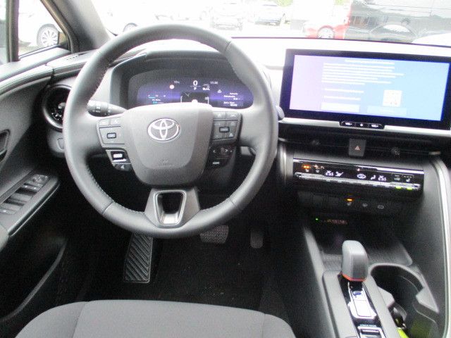 Fahrzeugabbildung Toyota C-HR Hybrid FWD Team Deutschland
