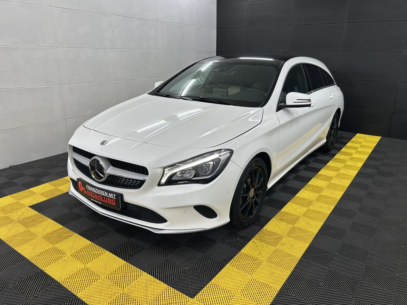 MERCEDES-BENZ CLA 220 Shooting Brake 4Matic ACC+LED+Leder+SHZ