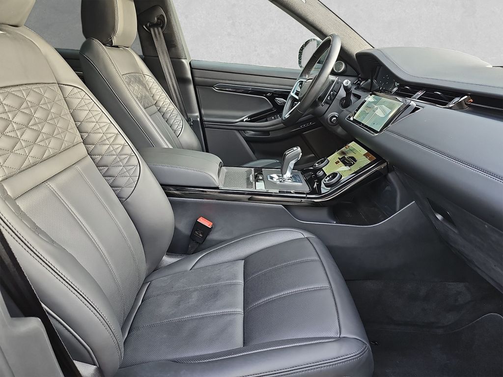Land Rover Range Rover Evoque P300e
