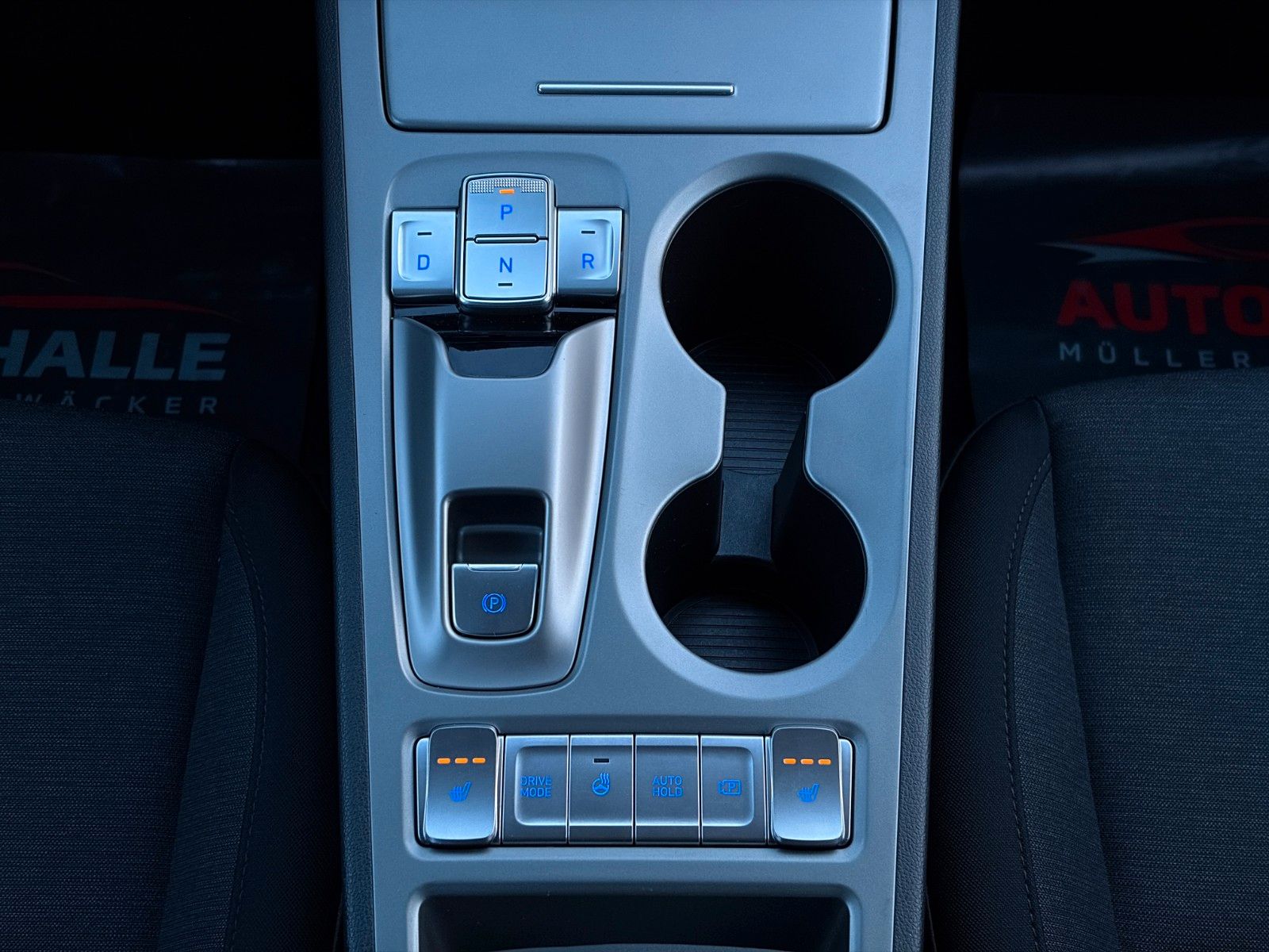 Fahrzeugabbildung Hyundai Kona Edition 30+ Elektro 2WD CarPlay LKA PDC LFA